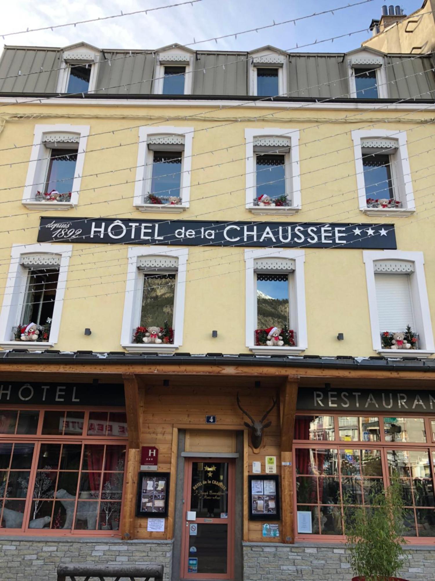 Hotel Restaurant De La Chaussee Briançon Buitenkant foto