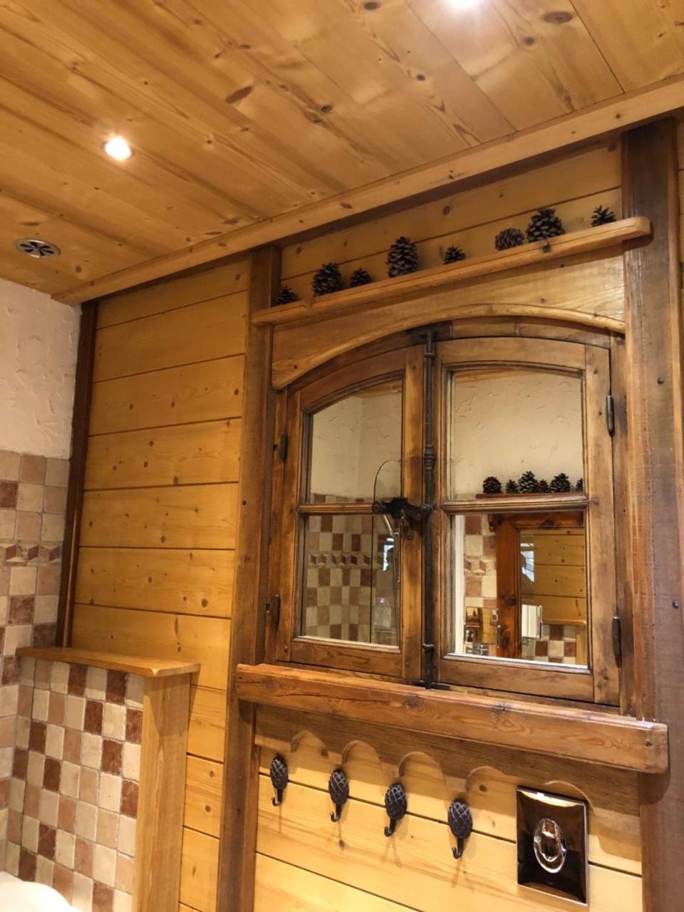 Hotel Restaurant De La Chaussee Briançon Buitenkant foto